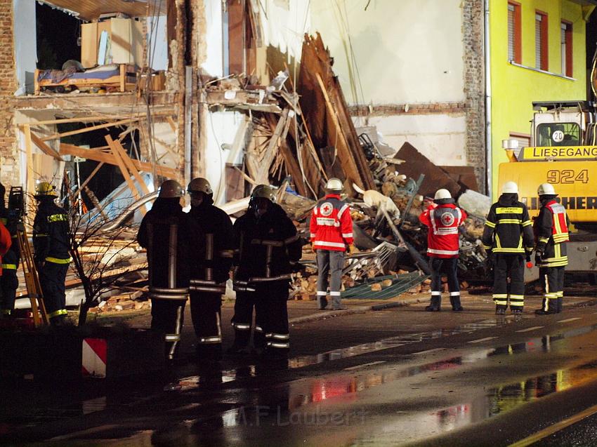 Hausexplosion Bruehl bei Koeln Pingsdorferstr P291.JPG